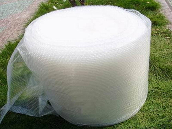 使用回收料生產(chǎn)的氣泡膜用哪種增白劑效果好？